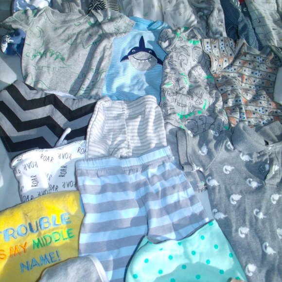 Tons of cute Baby Boy Newborn 0-3, 3 mo Spring Clothes Lot bundle!! - Picture 4 of 8